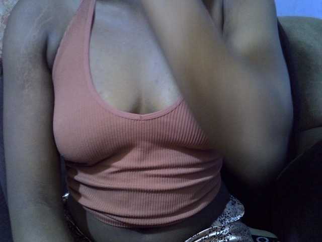 Lina259 live cam on BongaCams