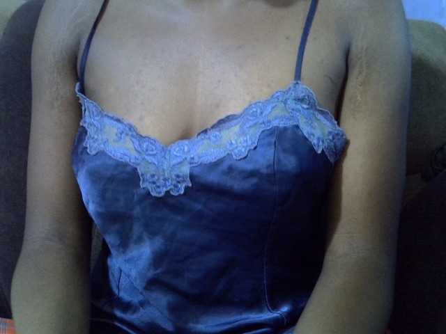 Lina259 live cam on BongaCams