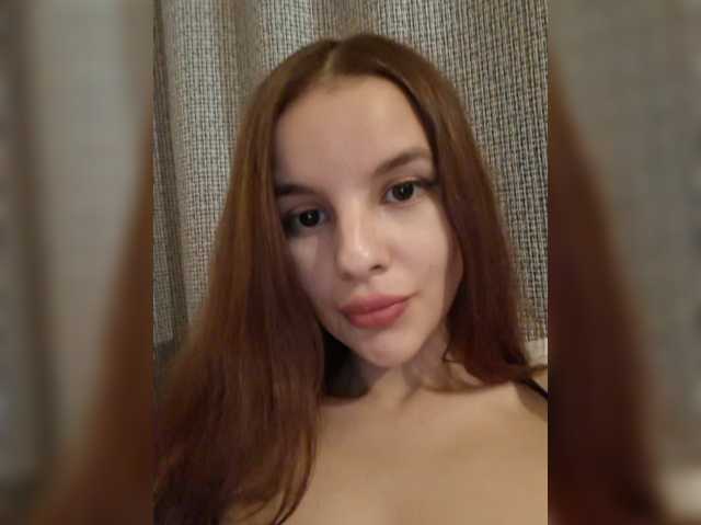 Sonya-Candy, en vivo ahora en BongaCams