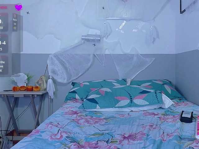 ambarskinnylady live cam on BongaCams