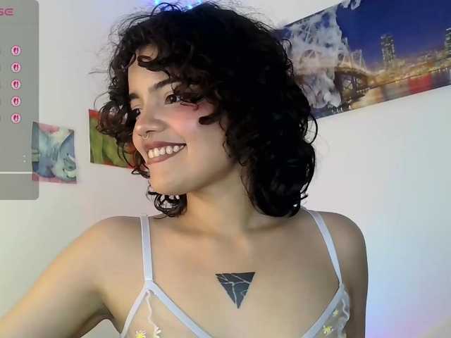 Kittymiaw live cam on BongaCams