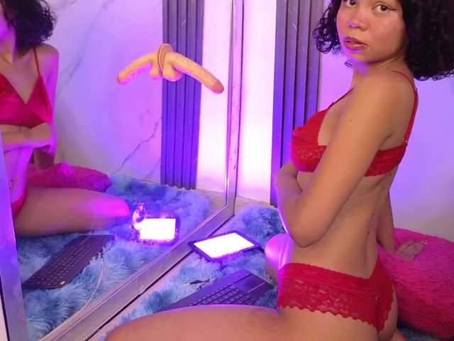 AliceWilson live cam on BongaCams