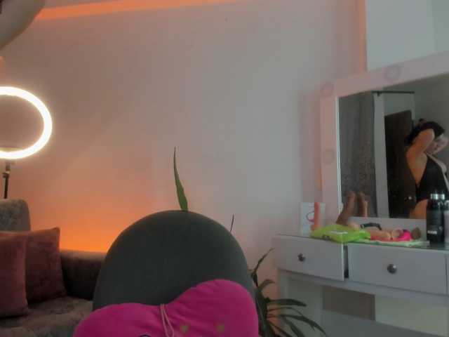 Violettmore live cam on BongaCams