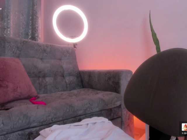 Violettmore live cam on BongaCams