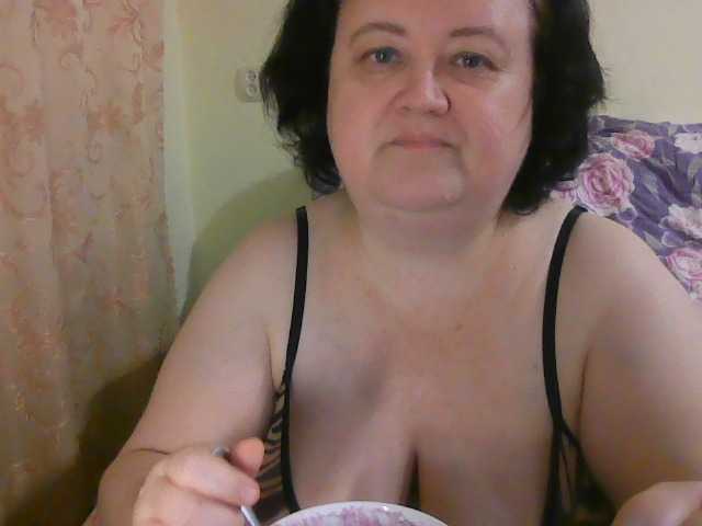 Fatty-Bun live cam on BongaCams