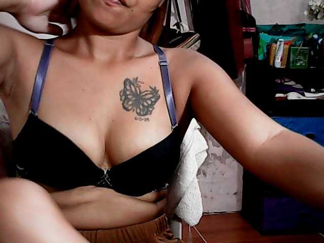xxyoung-mom21xx, live now on BongaCams