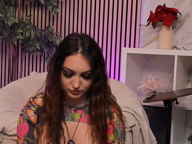ValentinaMusse live cam on BongaCams