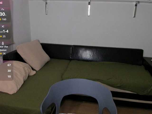 PetiteLIa live cam on BongaCams