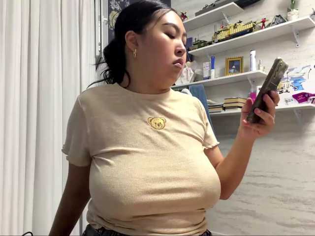 MiliBella live cam on BongaCams