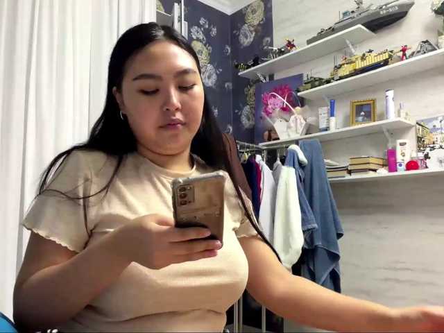 MiliBella live cam on BongaCams