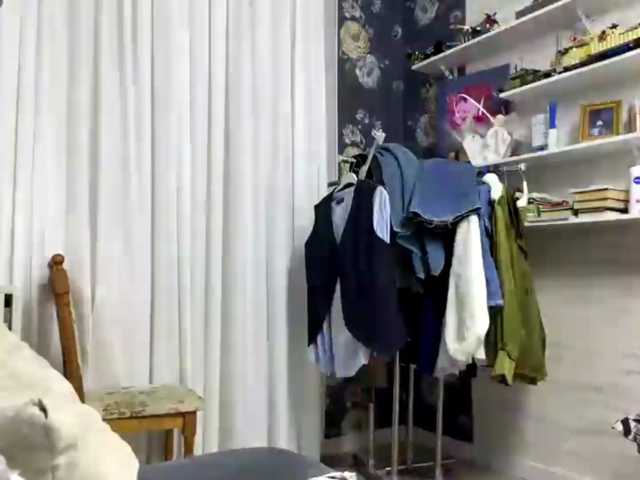 MiliBella live cam preview