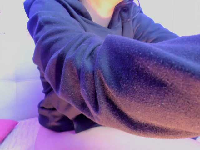 AlanaFox live cam on BongaCams