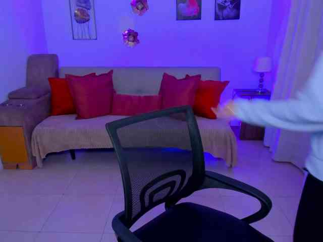 AlanaFox