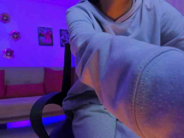 AlanaFox