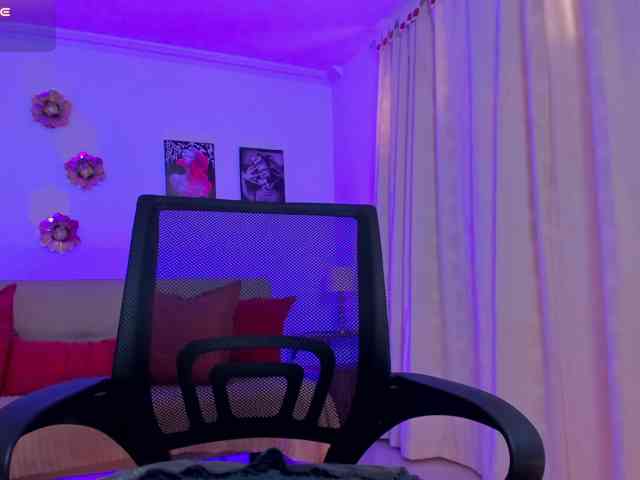 AlanaFox