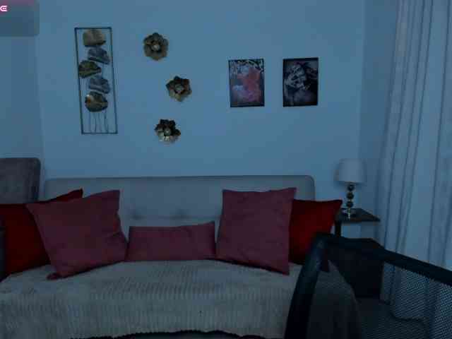 AlanaFox webcam