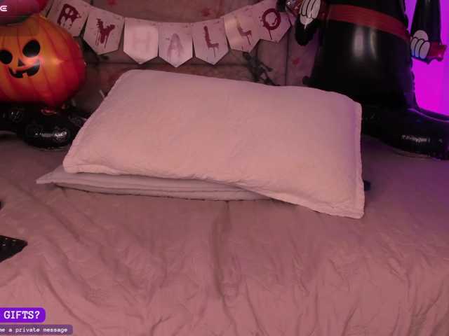 Caandy- live cam on BongaCams