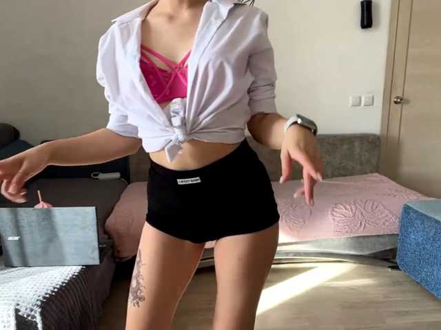 ChristenKarlsen live cam on BongaCams