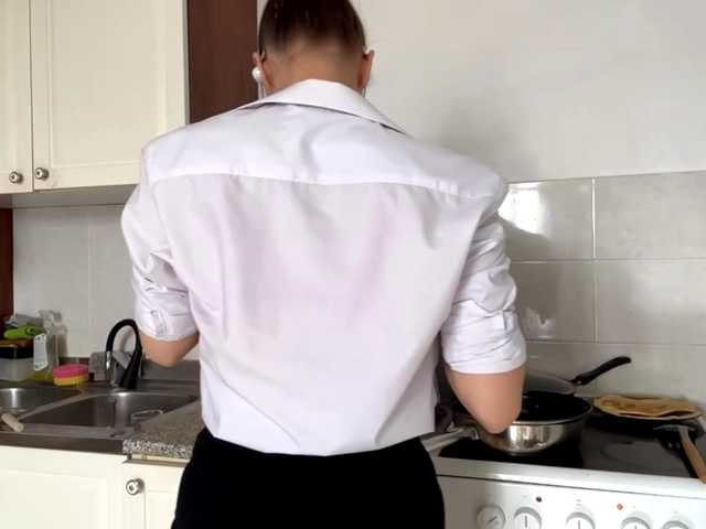 ChristenKarlsen live cam on BongaCams