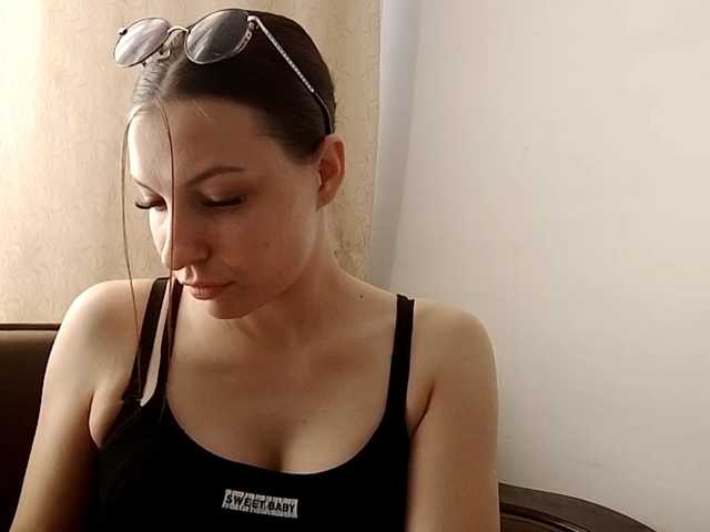ChristenKarlsen live cam on BongaCams
