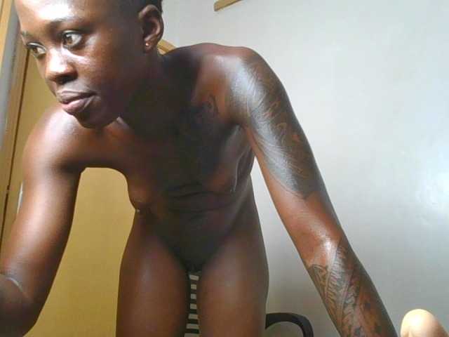 Midnightcoochie live cam on BongaCams