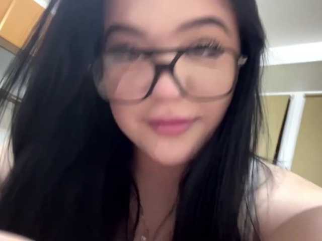mollipolii live cam on BongaCams