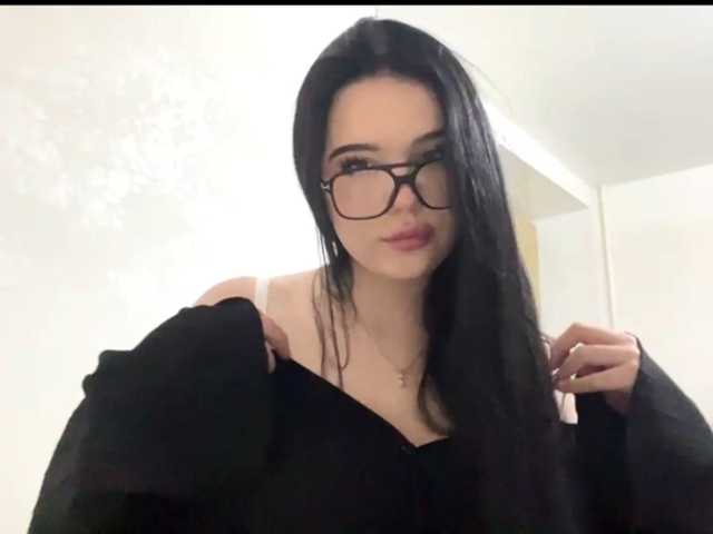 mollipolii live cam on BongaCams