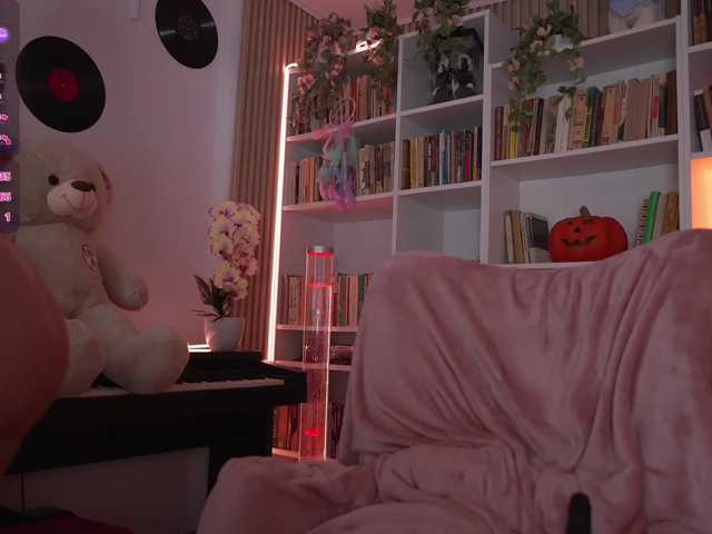 lusyane18 live cam on BongaCams