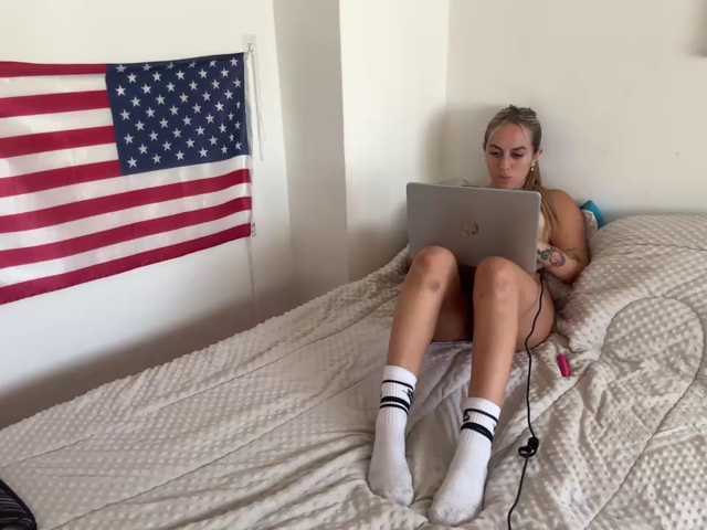 sweetmaya325 live cam preview