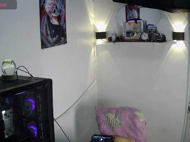adrianisreihot live cam on BongaCams