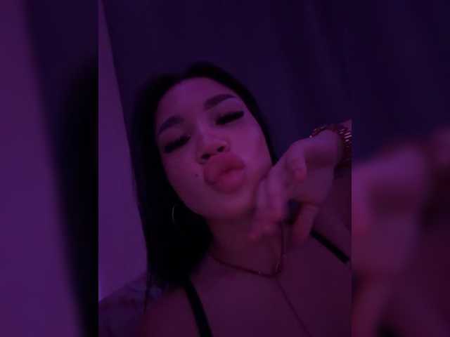 Rinavay live cam on BongaCams