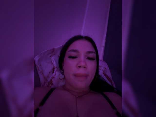 Rinavay live cam on BongaCams