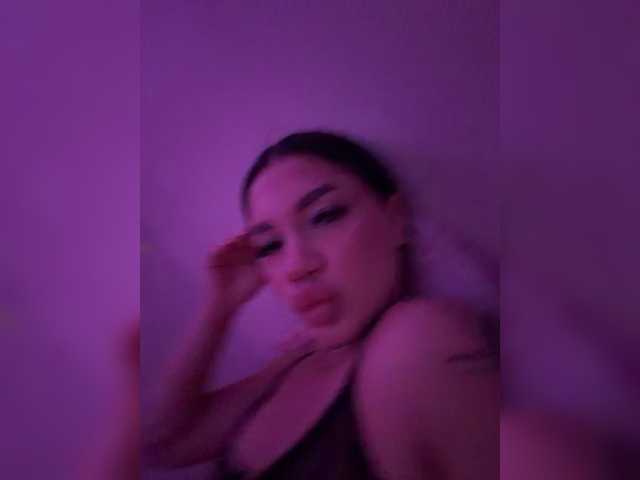 Rinavay live cam on BongaCams