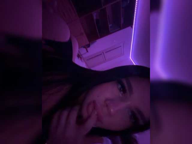 Rinavay live cam on BongaCams
