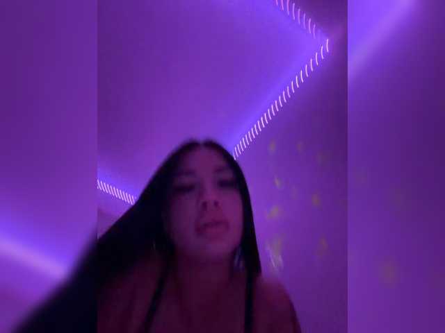 Rinavay live cam on BongaCams