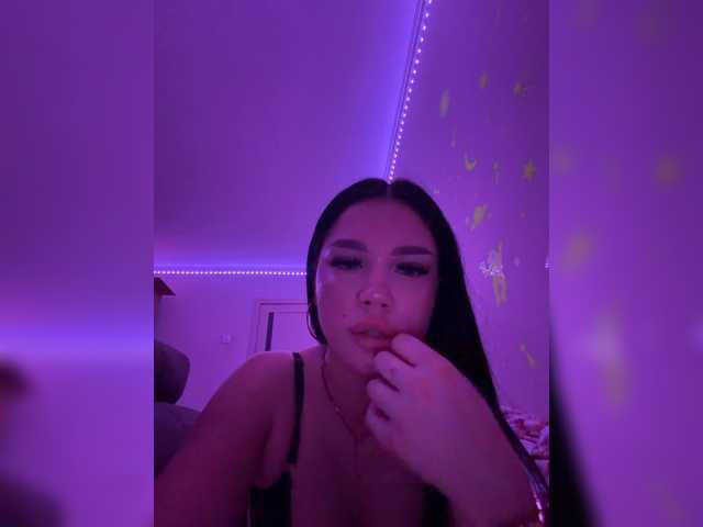 Rinavay live cam on BongaCams