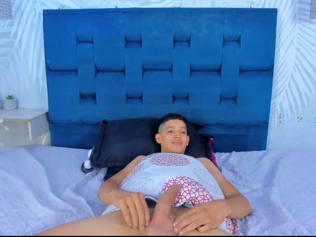 SecretLovers1 live cam on BongaCams