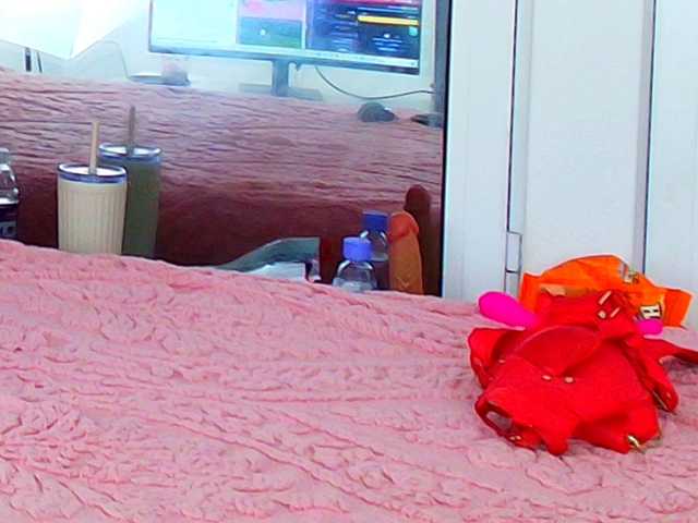 Anissia- live cam on BongaCams