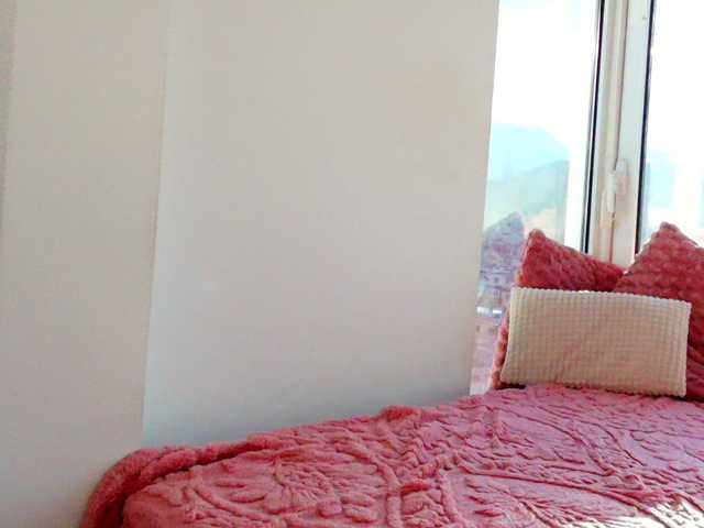 Anissia- live cam on BongaCams