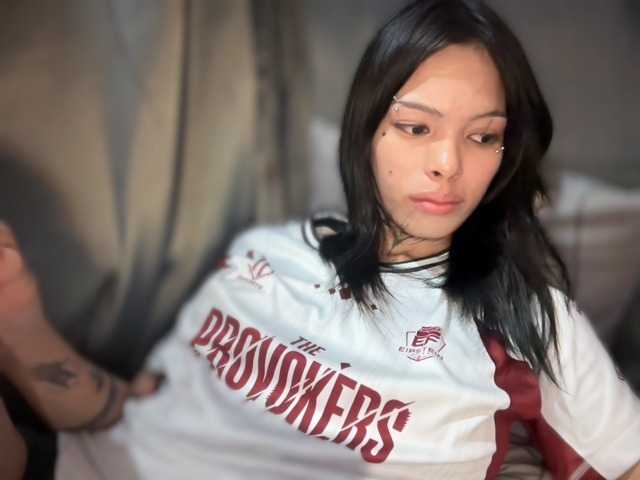 urnewobsession live cam on BongaCams