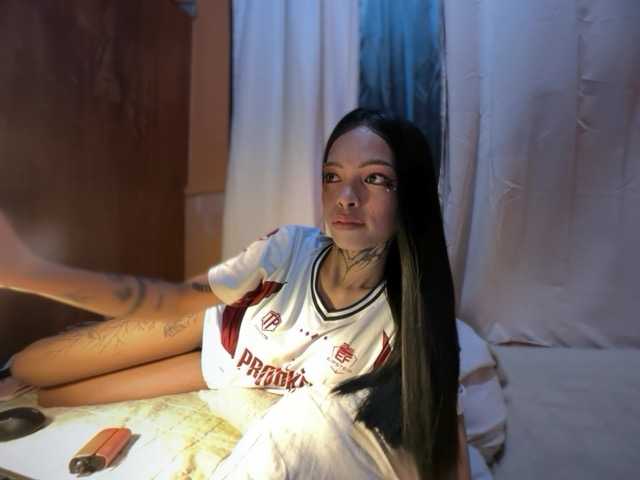 urnewobsession live cam on BongaCams