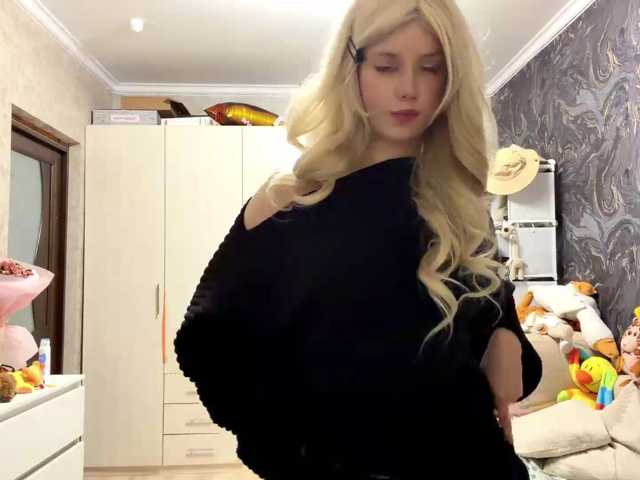 curlyhaired live cam on BongaCams