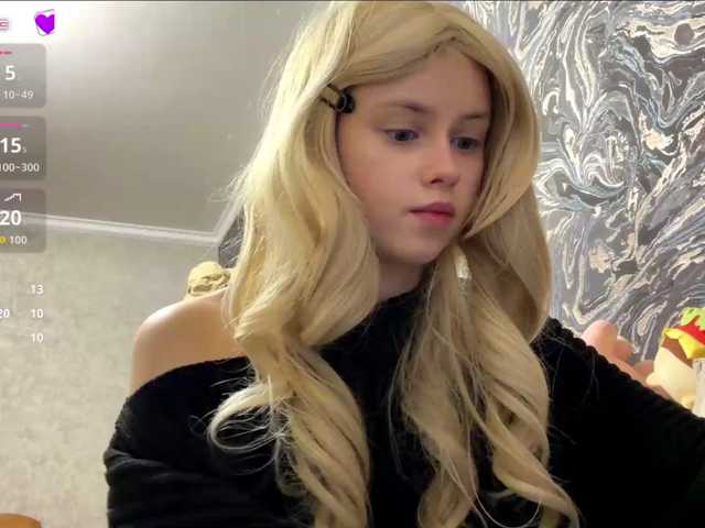 curlyhaired live cam on BongaCams