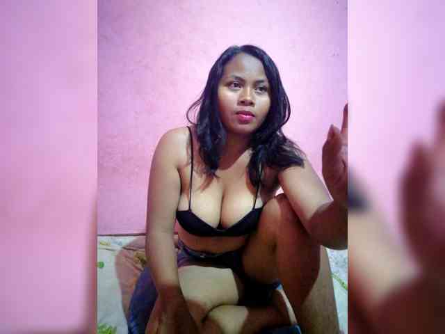 Modèle: Shaniasexy