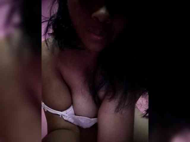 Modèle: Shaniasexy