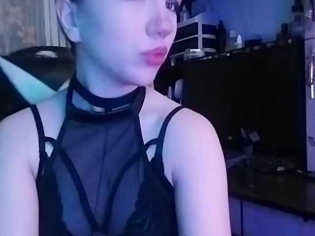 moomlife live cam on BongaCams