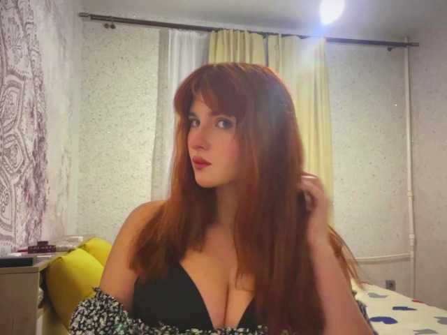 KiraLoveXQ live cam on BongaCams