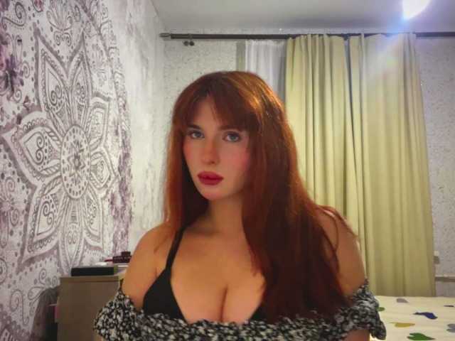 KiraLoveXQ live cam on BongaCams