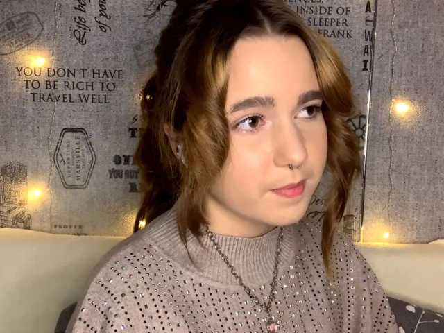 EmilyAnderl live cam on BongaCams
