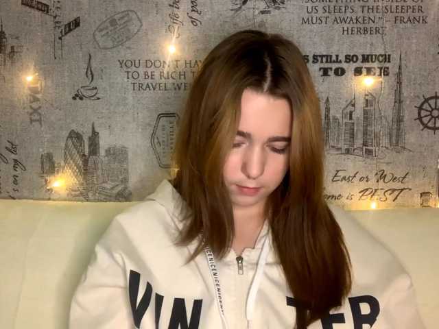EmilyAnderl live cam on BongaCams
